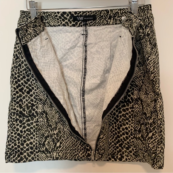 Vintage 90s snakeskin print mini skirt - Picture 5 of 5